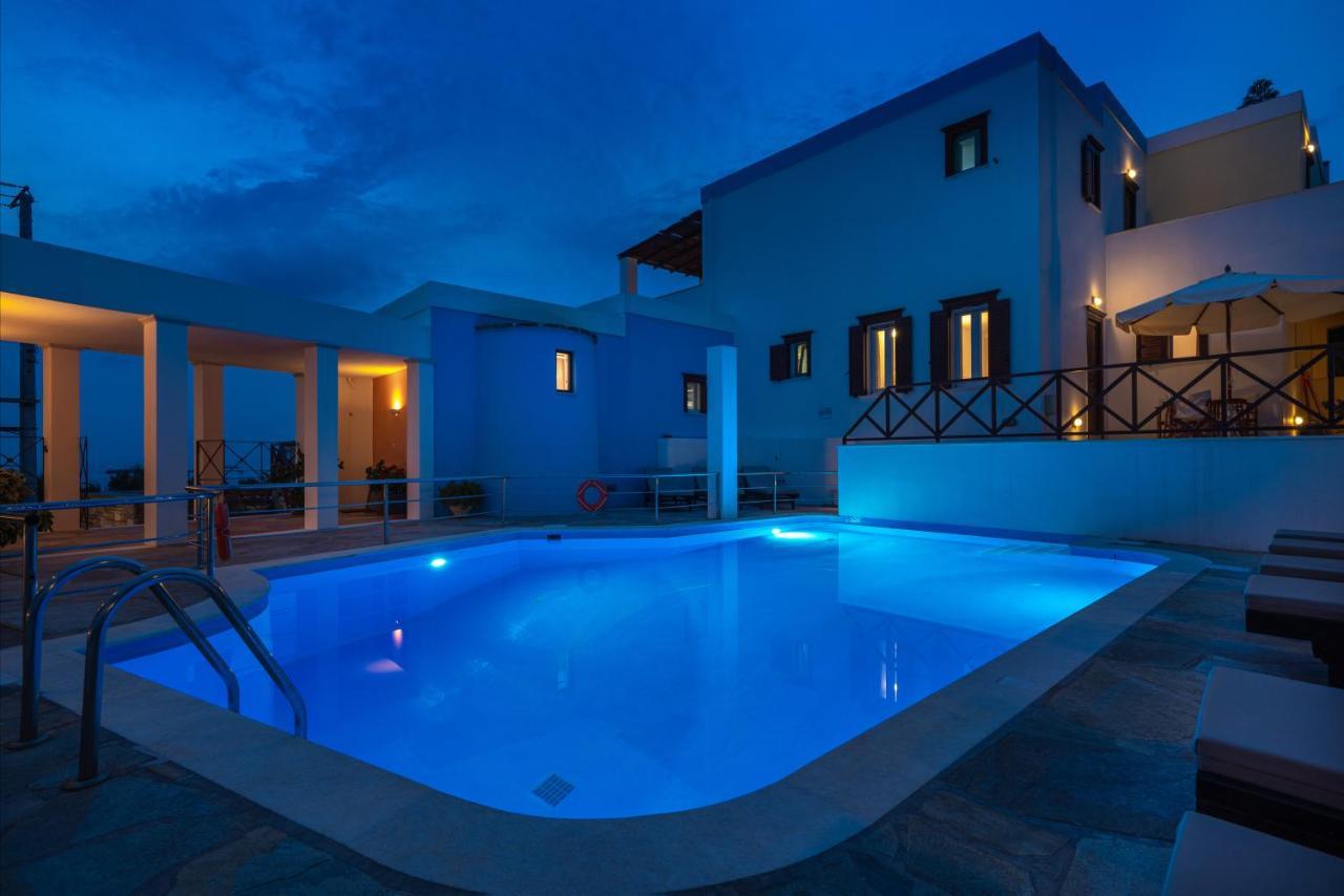 Reggina'S Apartments Finikas  Buitenkant foto
