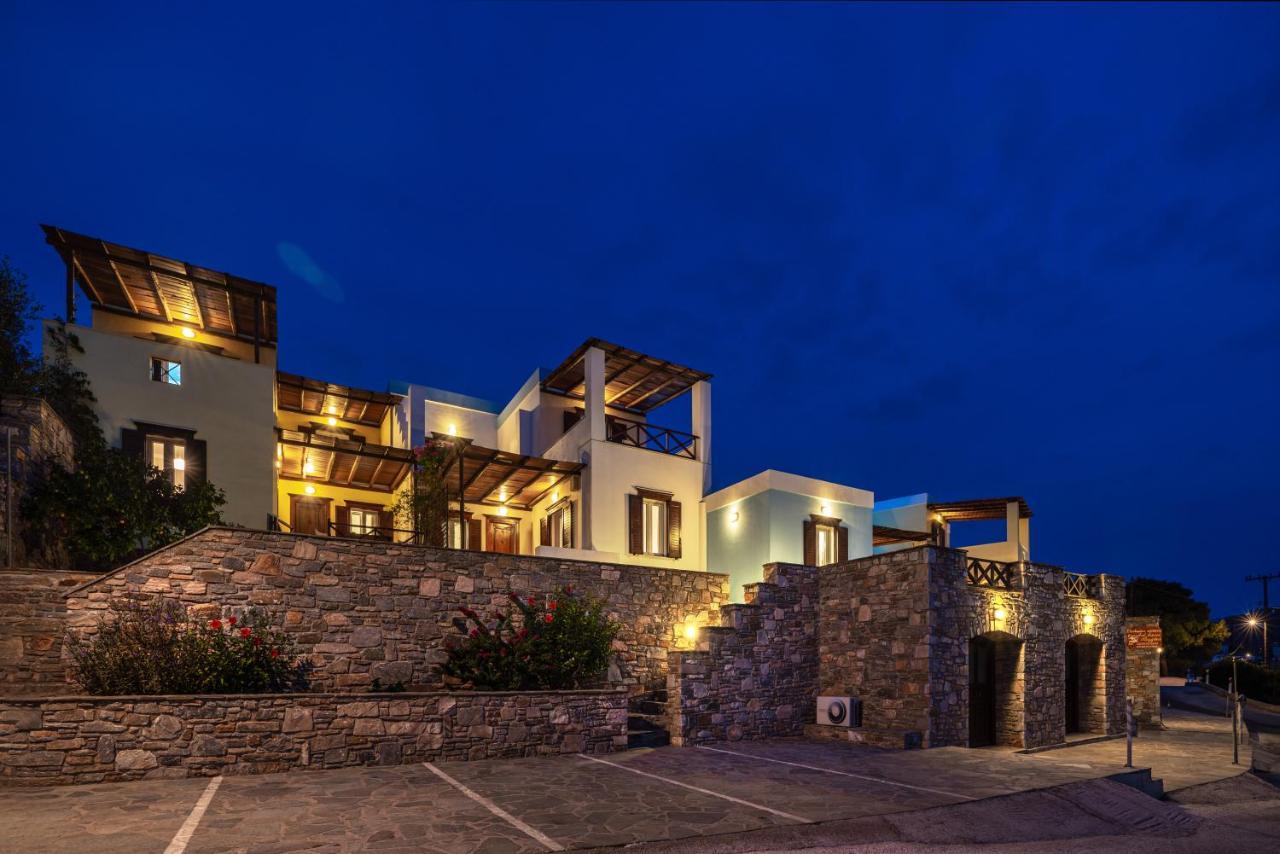 Reggina'S Apartments Finikas  Buitenkant foto